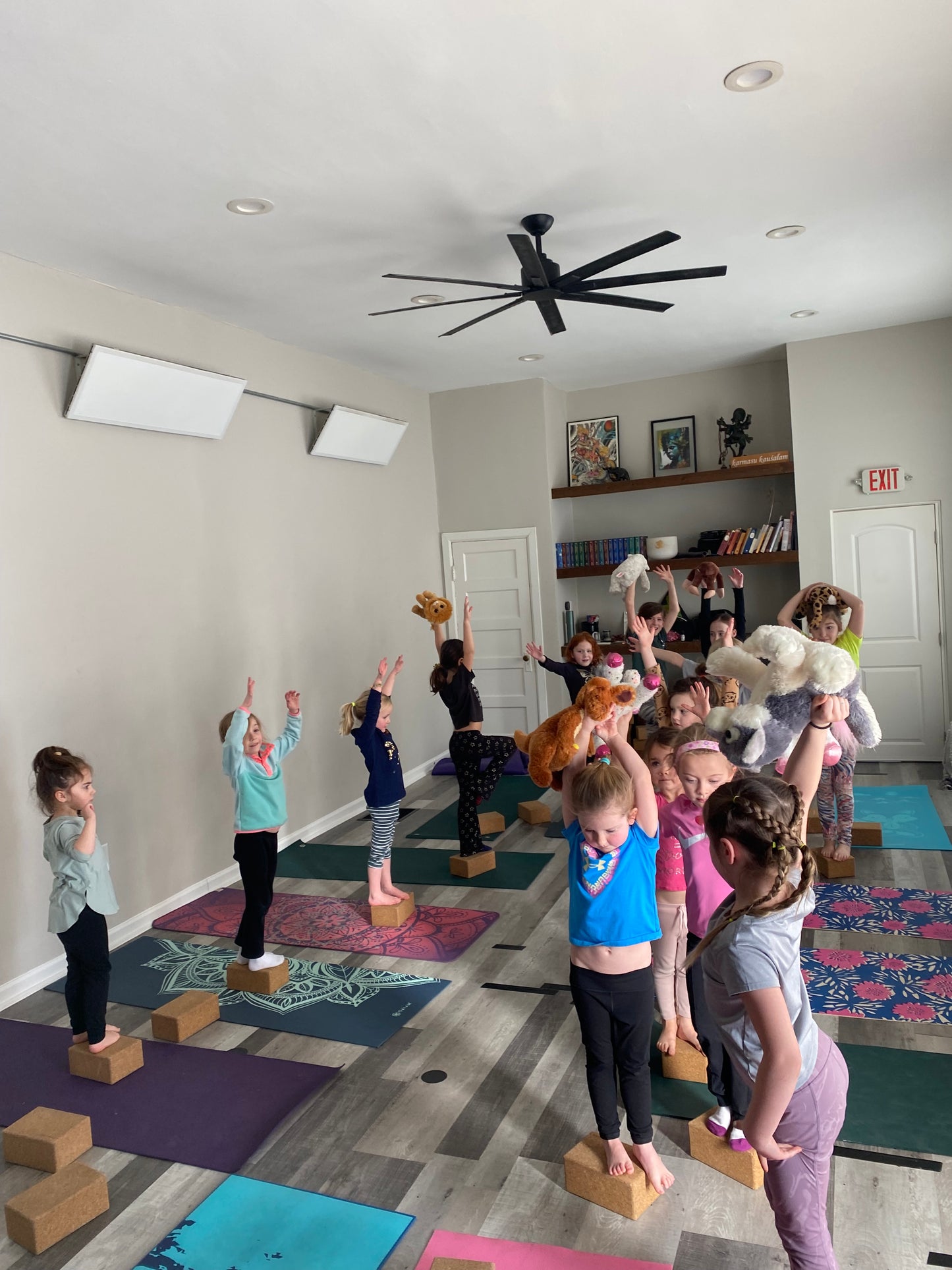 COCO KIDS Yoga Birthday Party